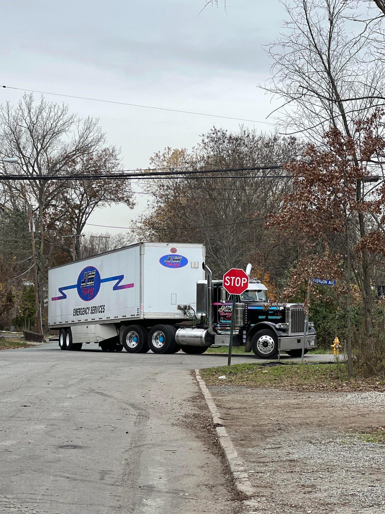 J&m Towing (1)